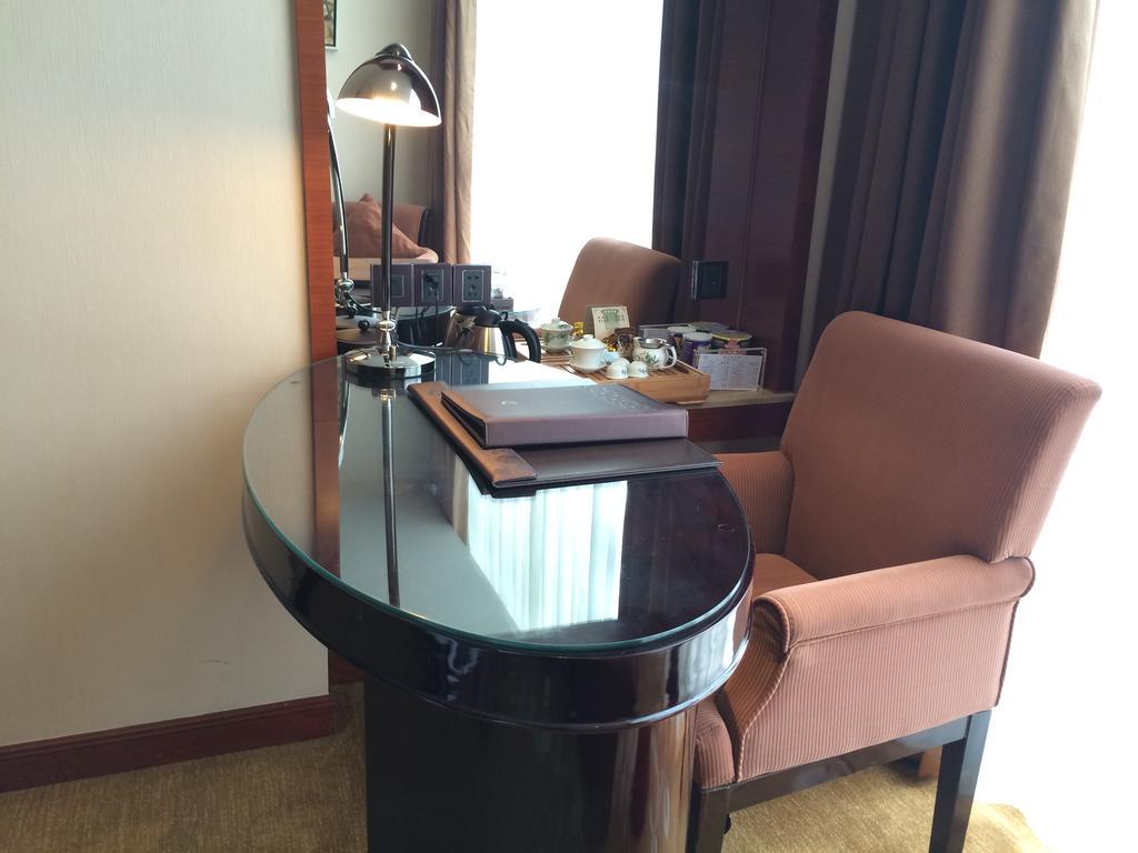 Shenzhen Baoan Royal International Hotel Kültér fotó